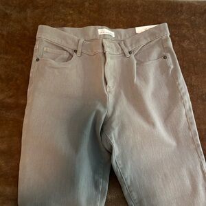 NWT: LOFT grey wash performance denim leggings, size 10